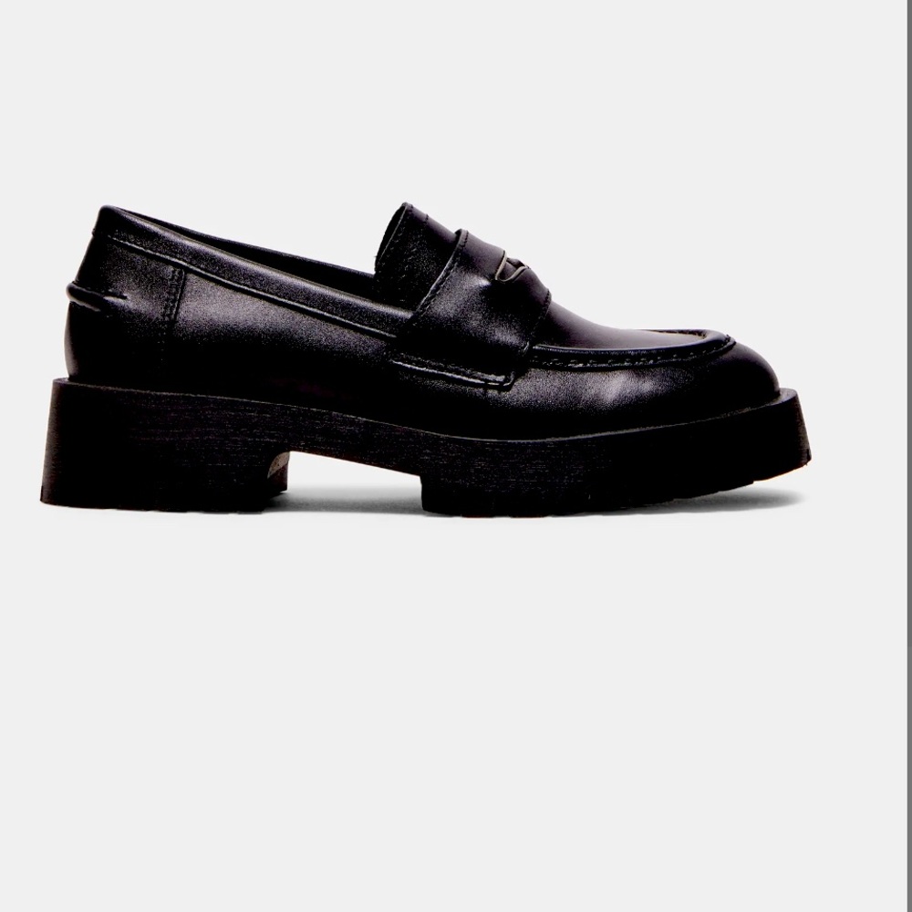 Steve Madden Lawrence Loafer NWT
